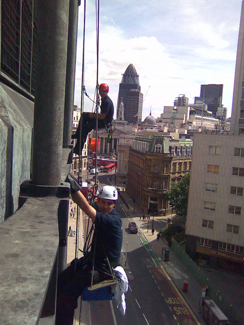 Ascend-Rope-Access-Why-Choose-Rope-Access-Window-Cleaning