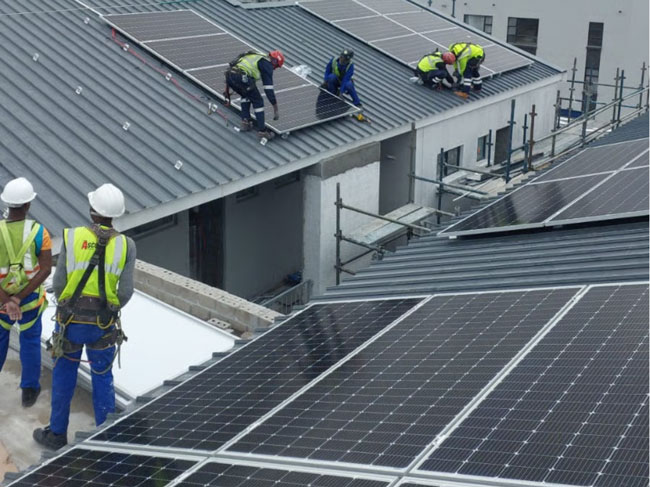 Ascend-Rope-Access-Why-Solar-Cleaning-Is-Essential